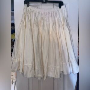 Salt and Pepper Full Skirt Size: Medium